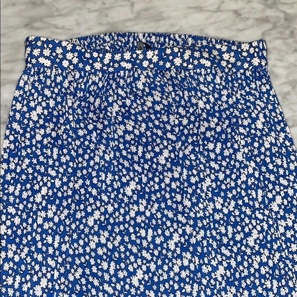 ZARA floral midi skirt - Picture 3 of 4